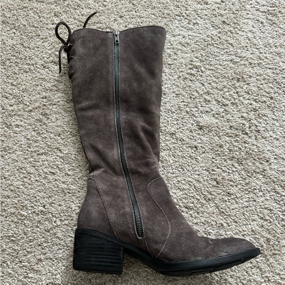 Born Boots! - Picture 11 of 15